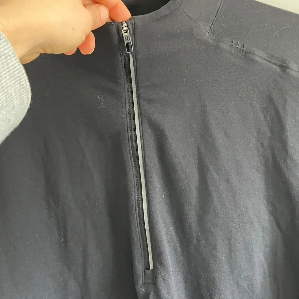 Lululemon Surge Warm 1/2 zip black long sleeve athletic tee size Large - Picture 4 of 9